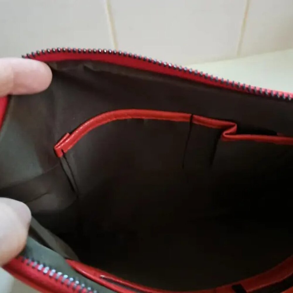 Large Envelope Clutch Bag Wristlet Chic & Elegant RED PU Leather - Picture 5 of 7